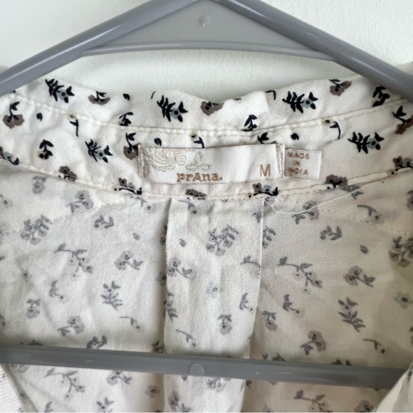 Prana Floral Blouse - Picture 3 of 6